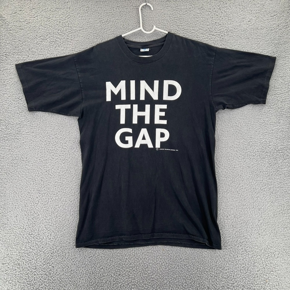 VTG 1992 MIND THE GAP T Shirt Mens XL Black Crewneck‎ Super 140 London Transport